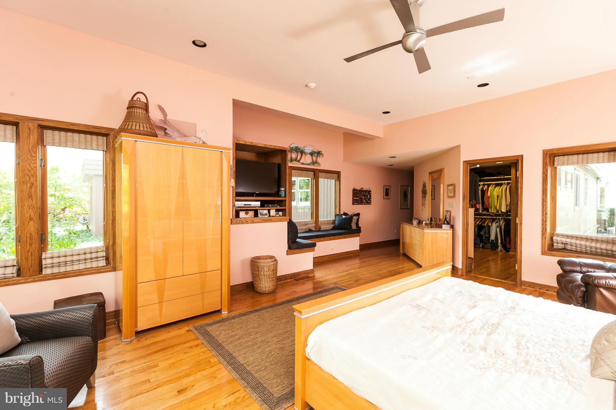 3416 Birch Hollow Road Baltimore, MD 21208 - Photo 22 of 30 Bedroom (Master)