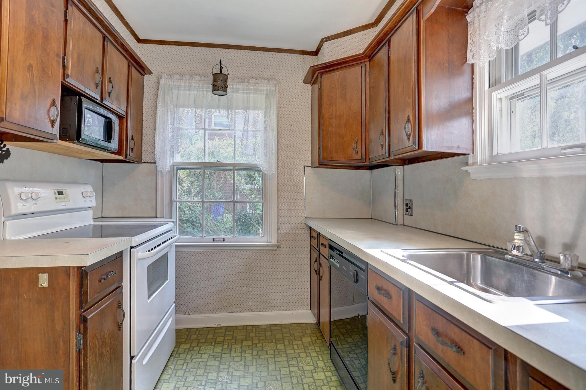 100 Lyndhurst Road York, PA 17402 - Photo 21 of 38 Gallery Image 21