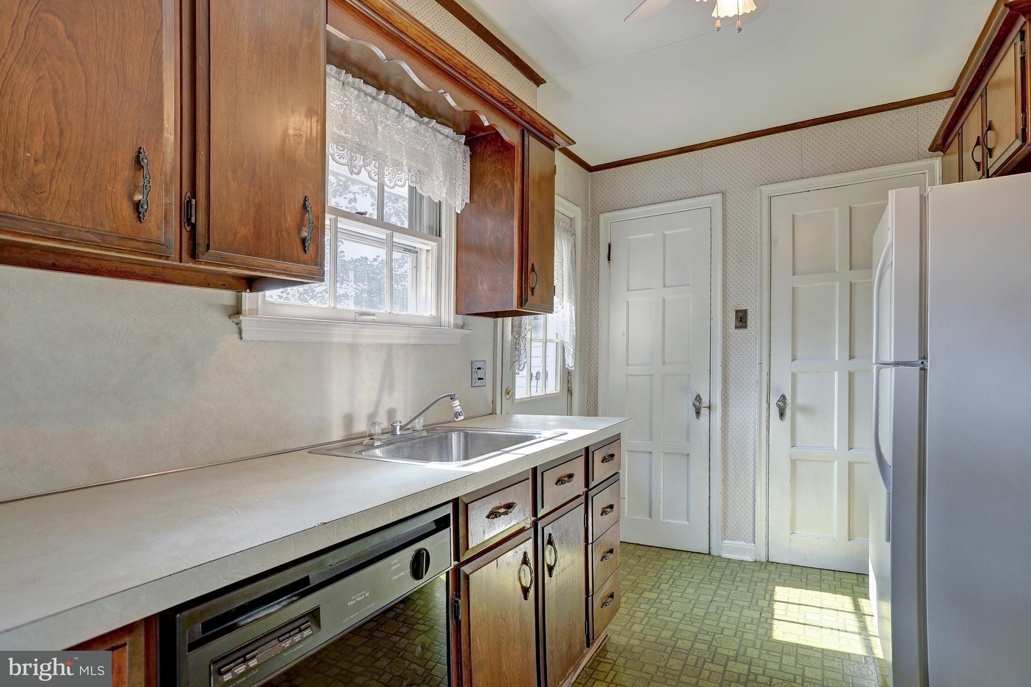 100 Lyndhurst Road York, PA 17402 - Photo 24 of 38 Gallery Image 24
