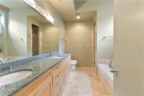 $775,000 | 801 St Joseph Street, Unit 7, New Orleans, LA 70113