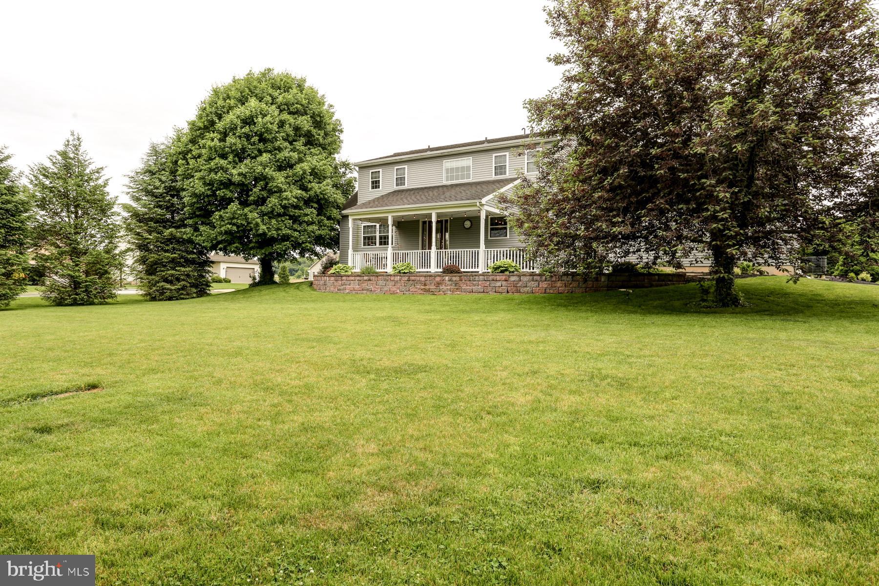 55 Carriage Road Palmyra, PA 17078 - Photo 4 of 50 Large Level Back Yard