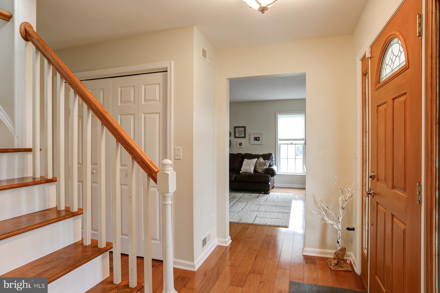 55 Carriage Road Palmyra, PA 17078 - Photo 9 of 50 Inviting Entry