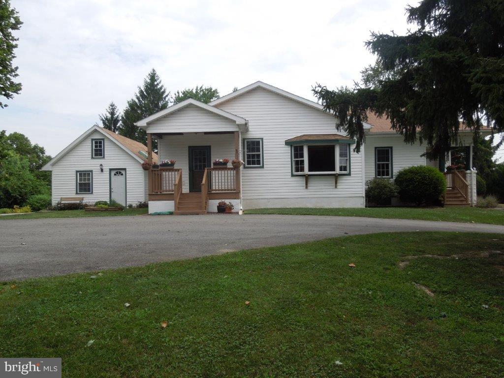 1029 Accomac Road York, PA 17406 - Photo 1 of 55 Gallery Image 1