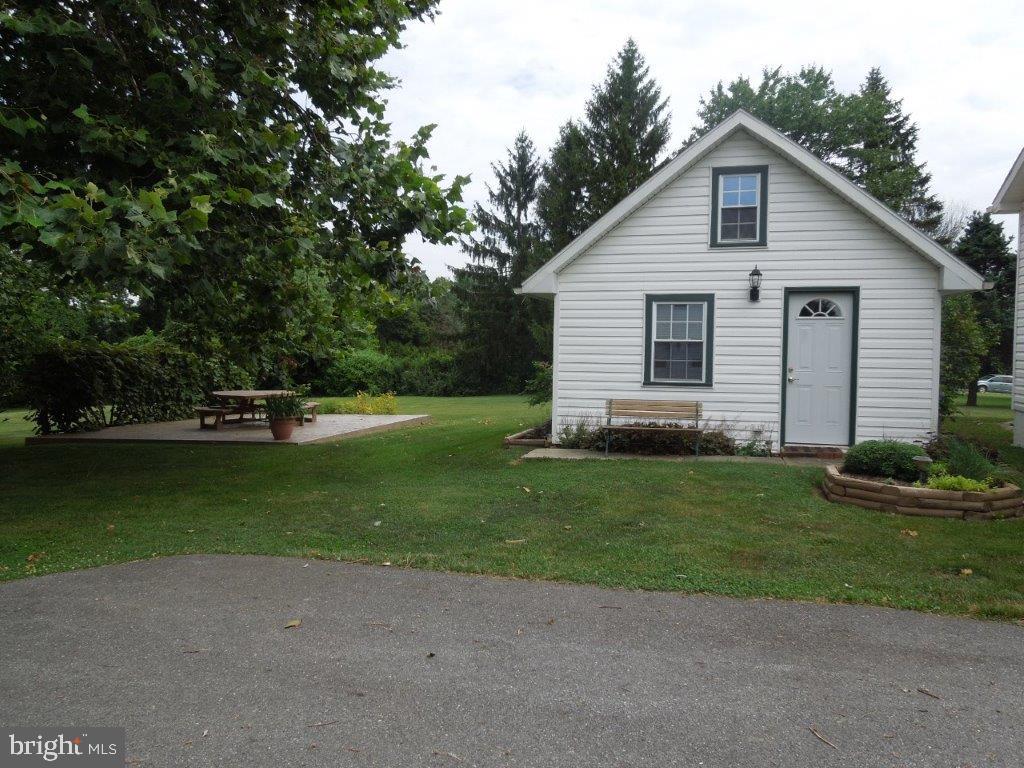1029 Accomac Road York, PA 17406 - Photo 6 of 55 Gallery Image 6