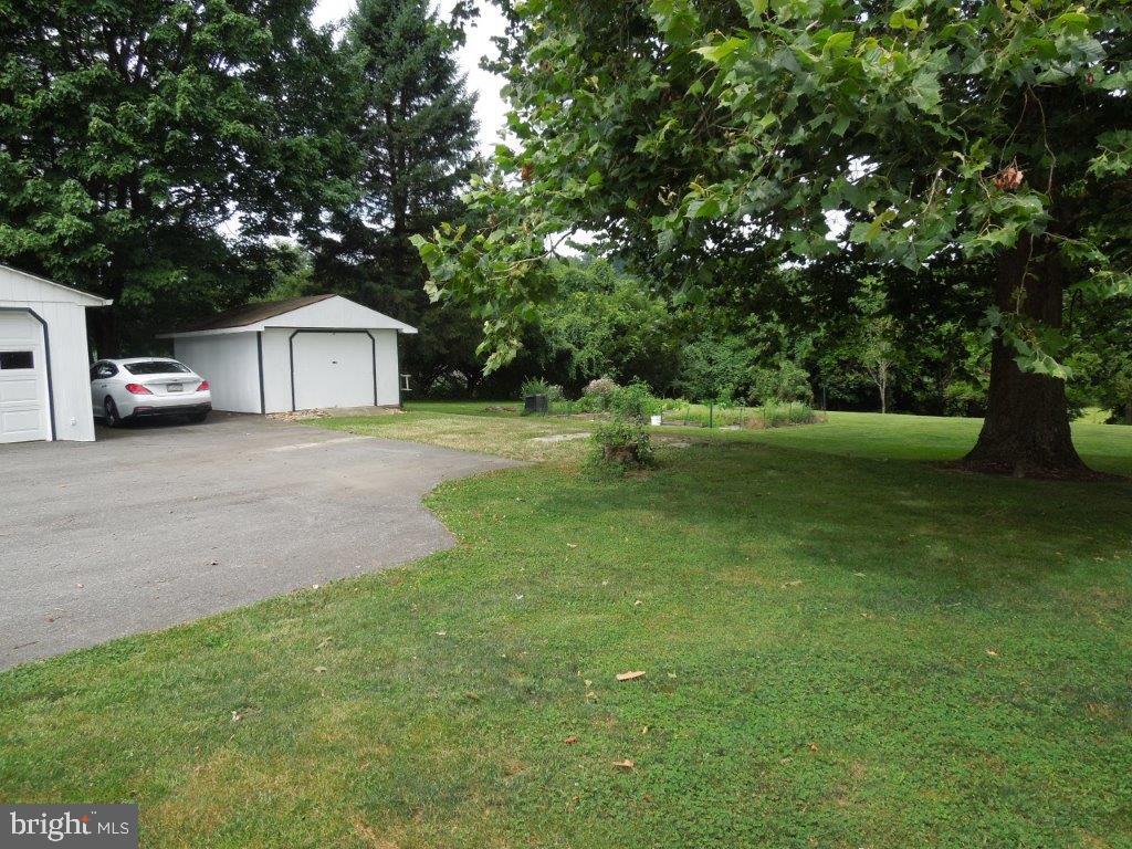 1029 Accomac Road York, PA 17406 - Photo 10 of 55 Gallery Image 10