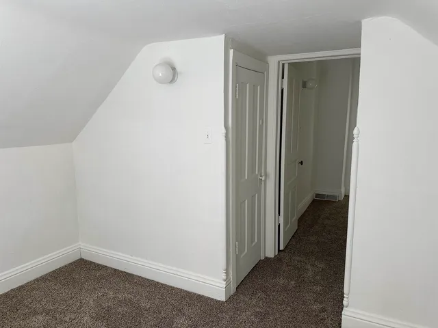 $84,900 | 309 West Pleasant Street, Freeport, IL 61032