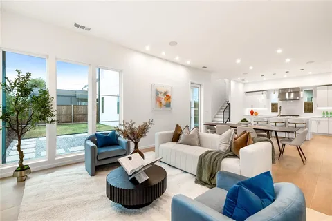 $799,000 | 828 McBroom Street, Dallas, TX 75212