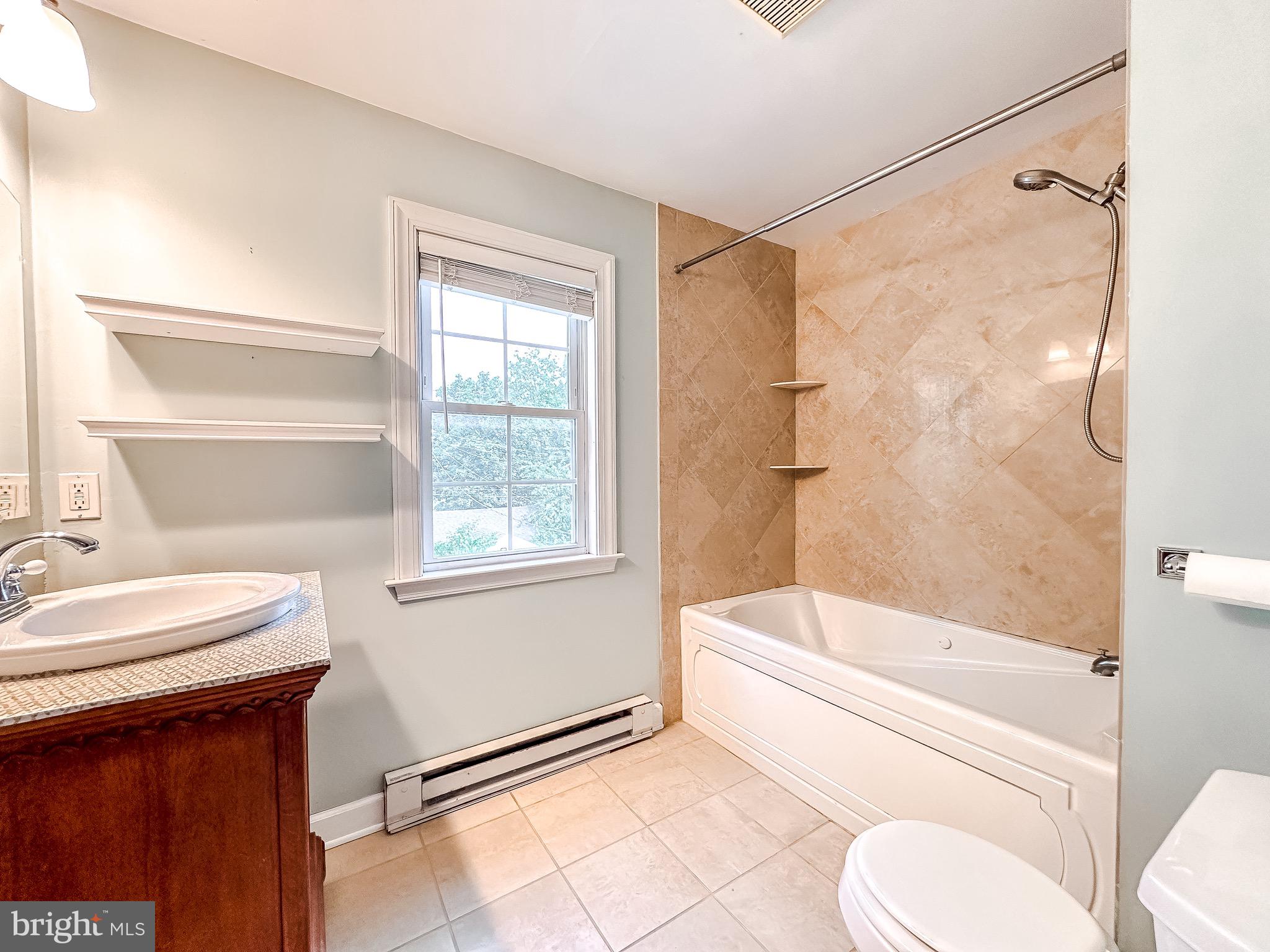 44 Oakway Road Lutherville-Timonium, MD 21093 - Photo 23 of 46 Private Ensuite