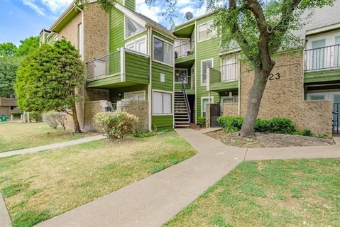 $1,400 | 9823 Walnut Street, Unit L205, Dallas, TX 75243