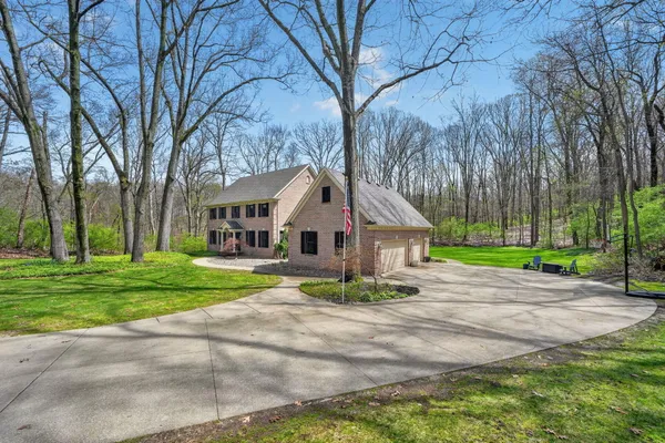 $675,000 | 71137 Covington Bluff Court, Niles, MI 49120