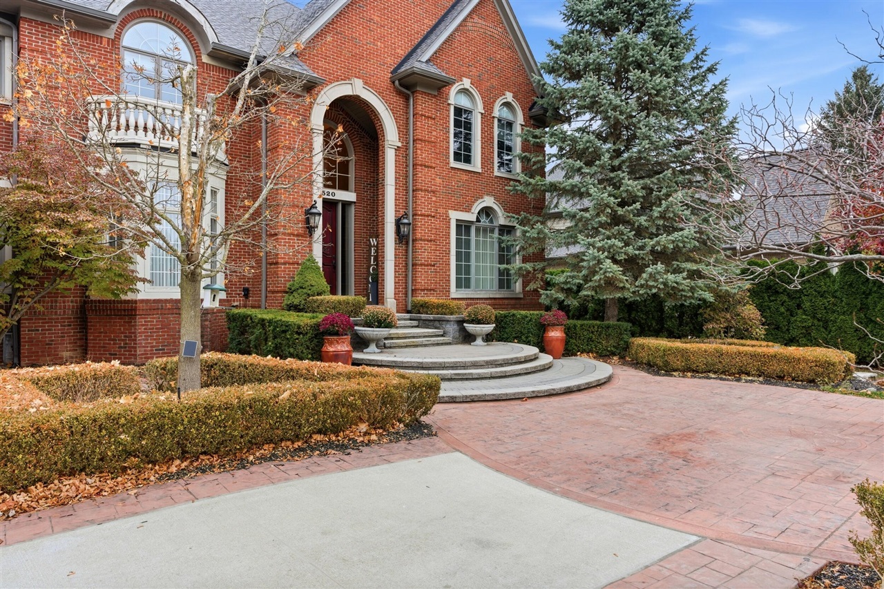 5520 Whitehall Boulevard Rochester, MI 48306 - Photo 5 of 99