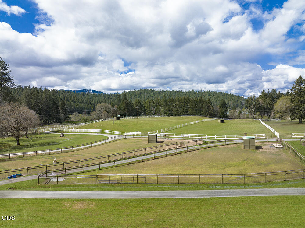 910 Reeves Creek Road Selma, OR 97538 - Photo 55 of 73