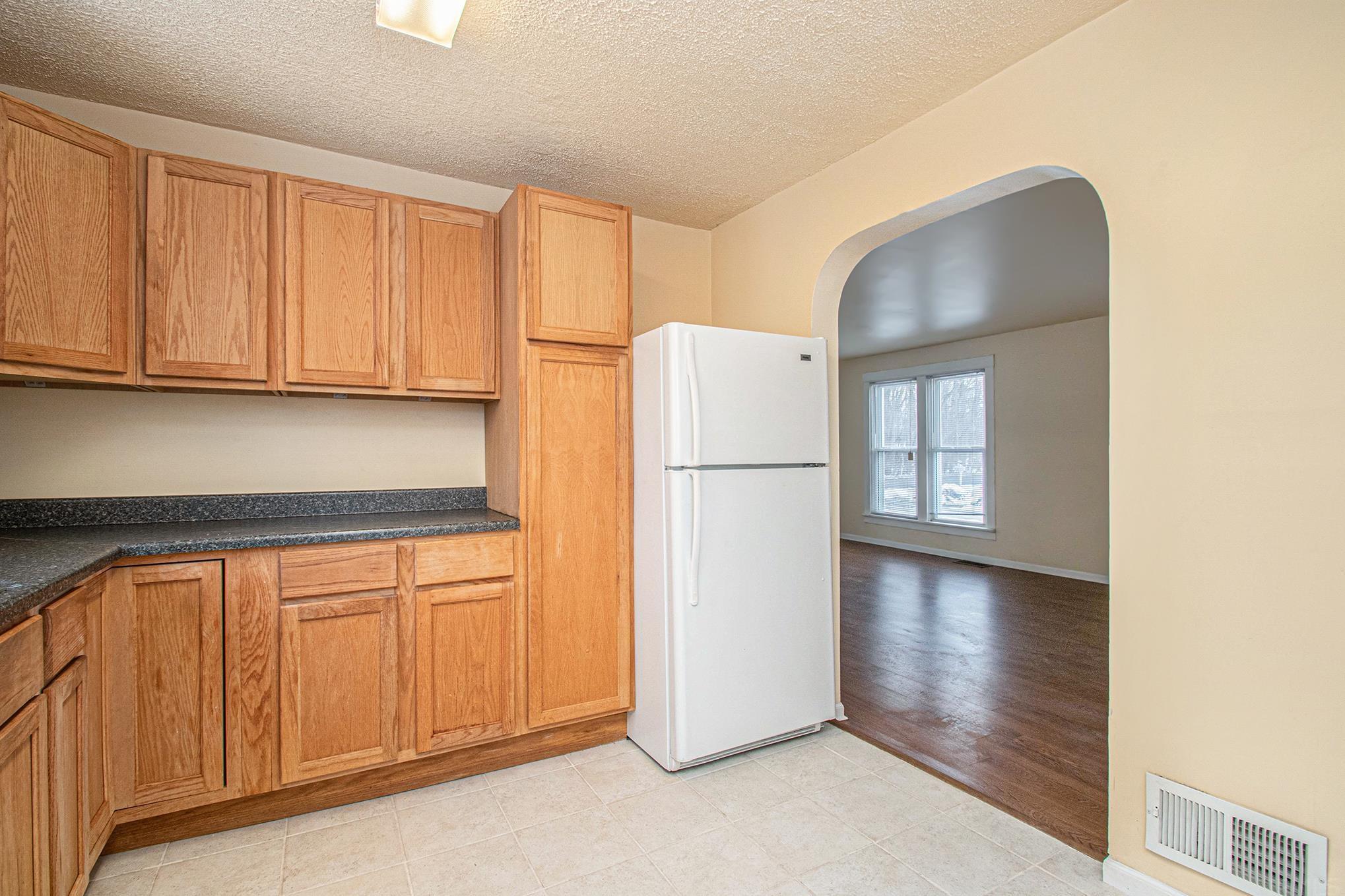 1849 Osolo Road Elkhart, IN 46514 - Photo 9 of 24 Gallery Image 9