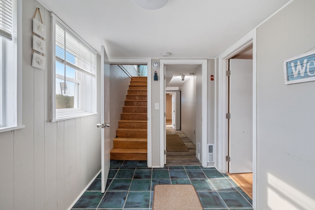 3 Thornton Street Hampton, NH 03874 - Photo 8 of 36 Gallery Image 8