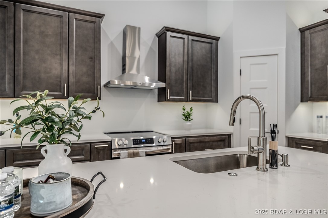 582 Grand Point Boulevard Sunrise Beach, MO 65079 - Photo 17 of 50