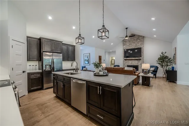 $569,000 | 582 Grand Point Boulevard, Sunrise Beach, MO 65079