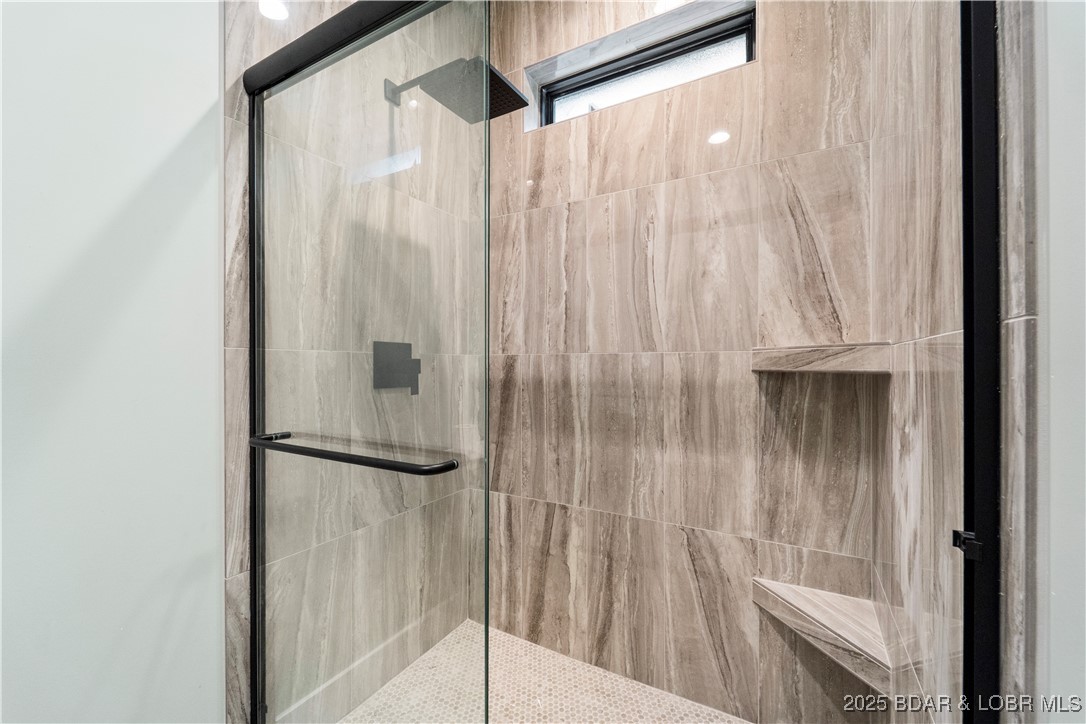 582 Grand Point Boulevard Sunrise Beach, MO 65079 - Photo 26 of 50