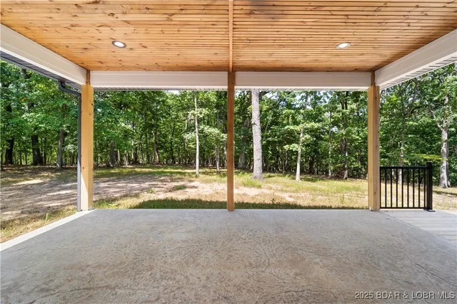 $569,000 | 582 Grand Point Boulevard, Sunrise Beach, MO 65079