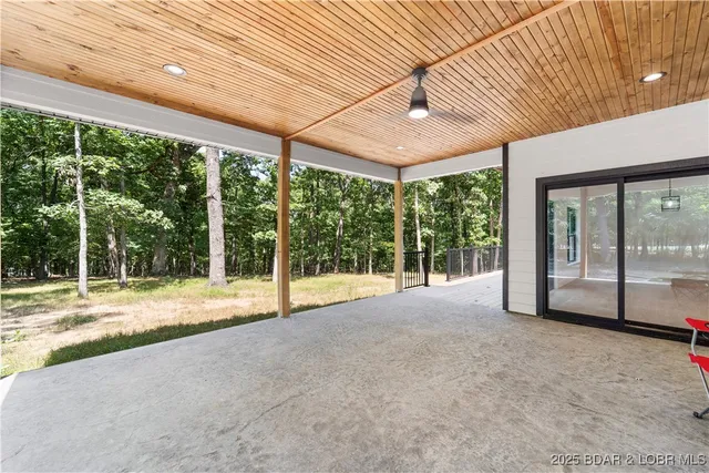 $569,000 | 582 Grand Point Boulevard, Sunrise Beach, MO 65079