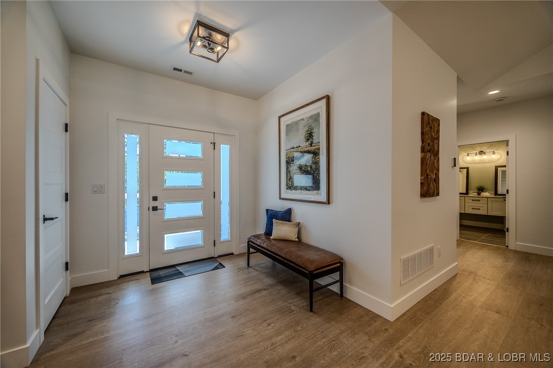 582 Grand Point Boulevard Sunrise Beach, MO 65079 - Photo 10 of 50