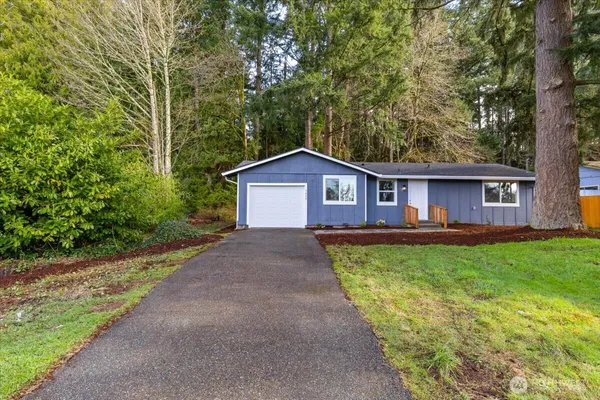 $425,000 | 7640 Mesplay Avenue Southeast, Lacey, WA 98503