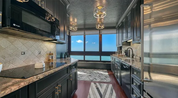 $10,000 | 575 Sanctuary Drive, Unit A504, Longboat Key, FL 34228