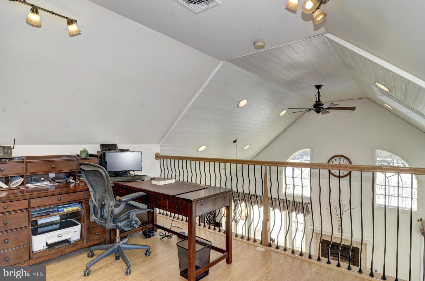 2427 Ebbvale Road Manchester, MD 21102 - Photo 12 of 28 Loft