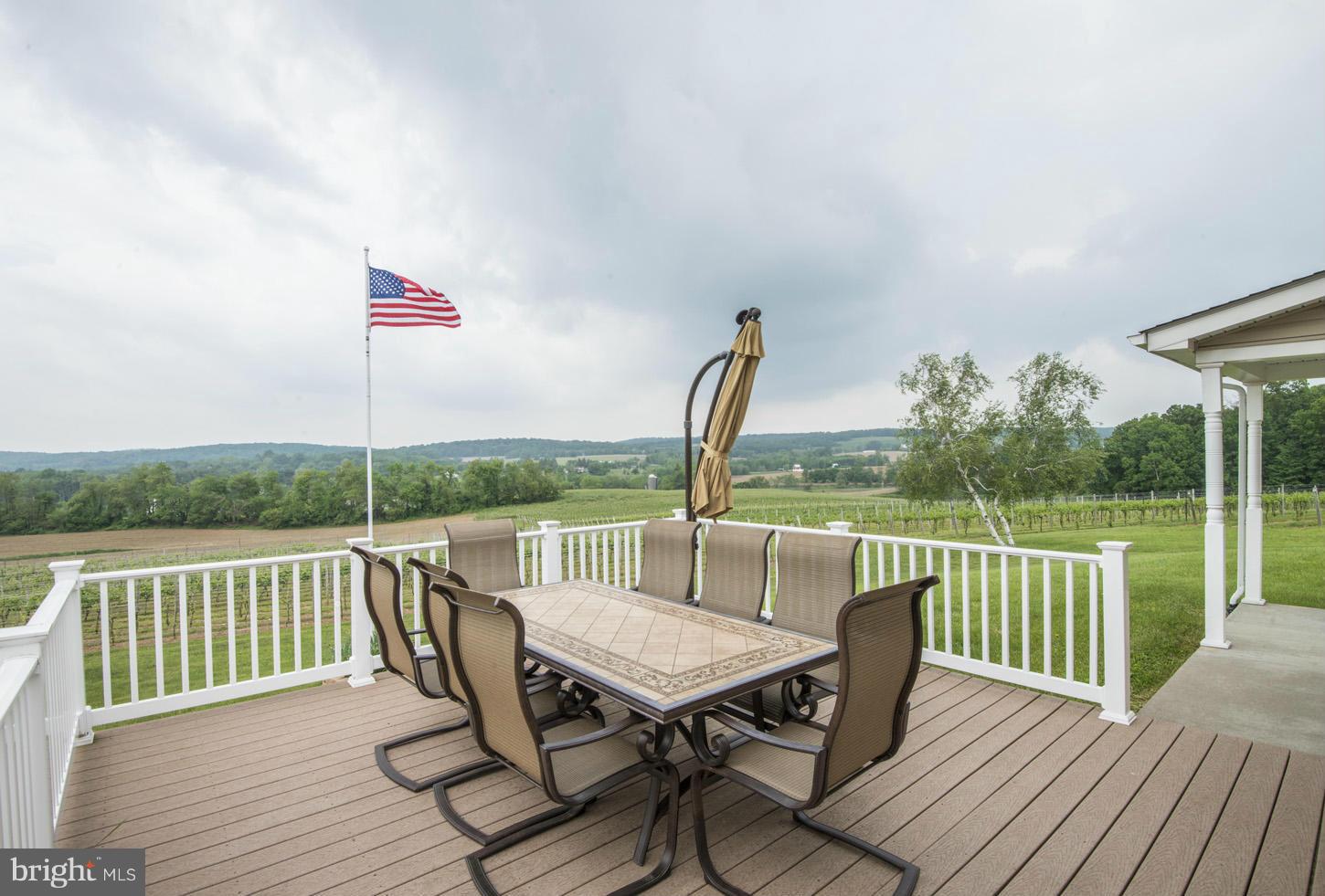 2427 Ebbvale Road Manchester, MD 21102 - Photo 18 of 28 Deck