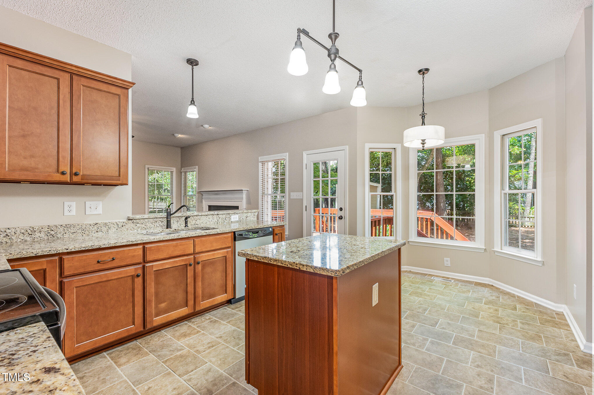 9308 Carisbrook Court Raleigh, NC 27615 - Photo 11 of 24 009_cj4a0807-edit_161
