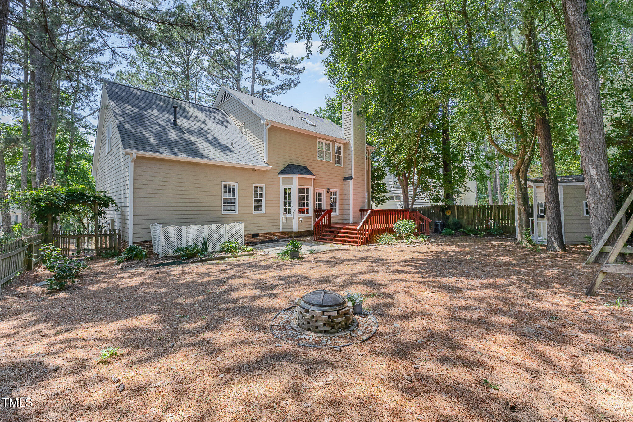 9308 Carisbrook Court Raleigh, NC 27615 - Photo 5 of 24 026_cj4a0838-edit_678
