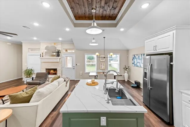 a view of a workspace with furniture