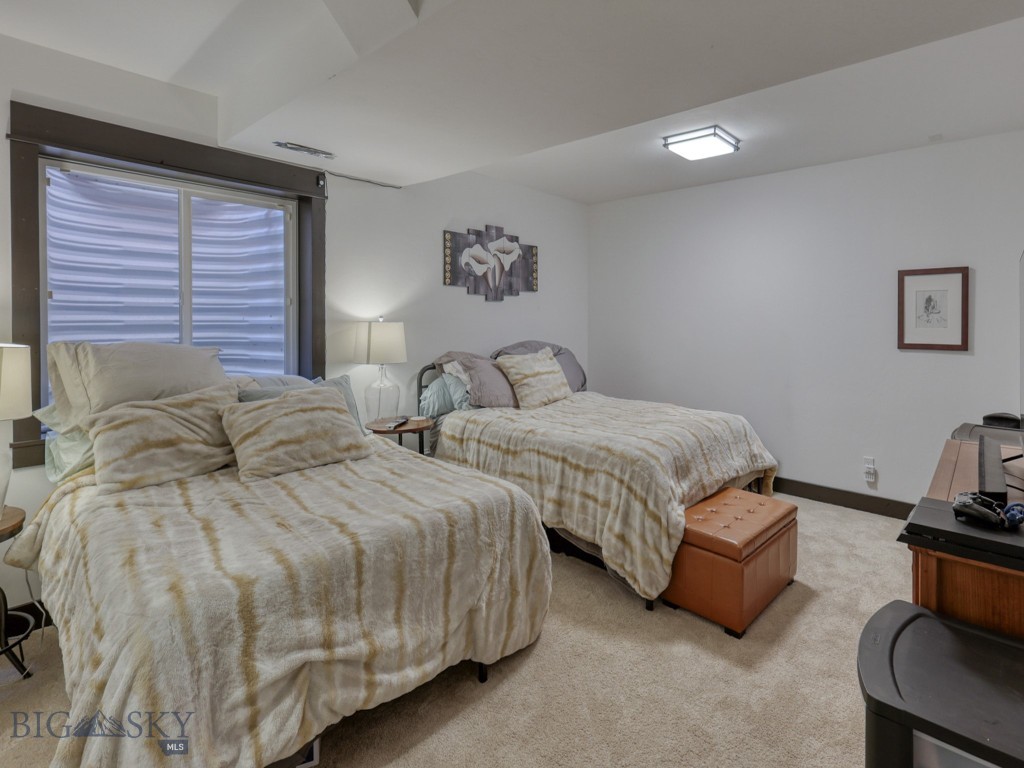 80 Glengarry Road Livingston, MT 59047 - Photo 43 of 79 Downstairs Bedroom #1