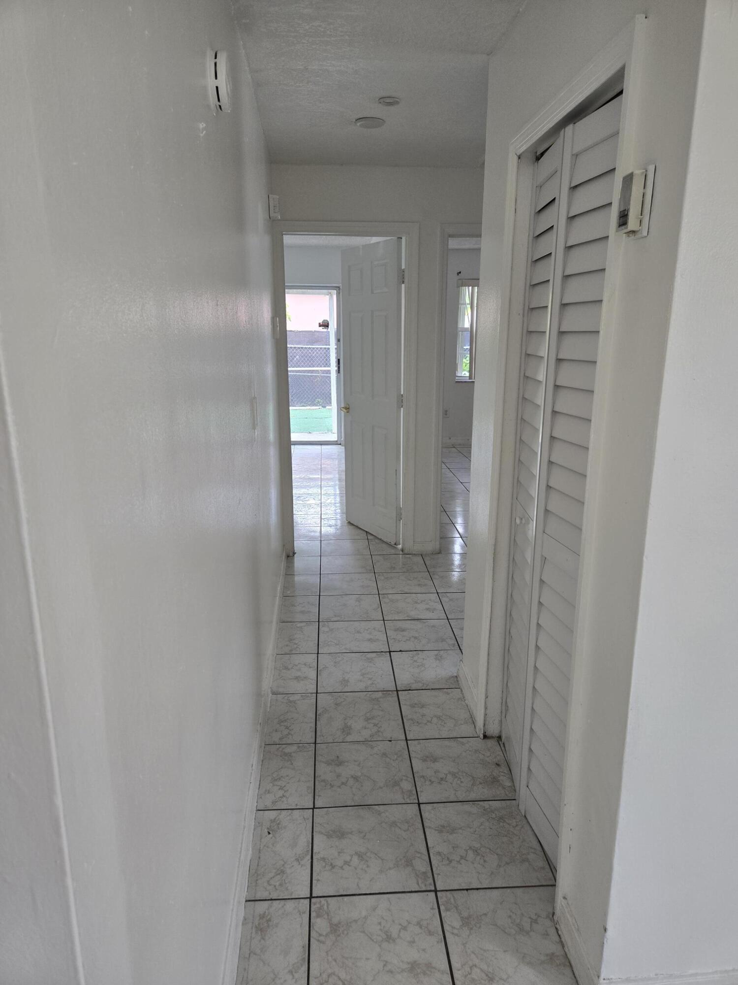 11302 Southwest 7th Street Miami, FL 33174 - Photo 22 of 25 22