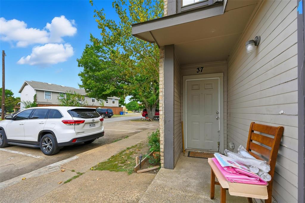 8001 Rothington Road, Unit 3137 Dallas, TX 75227 - Photo 14 of 38 a car parked in front of a house
