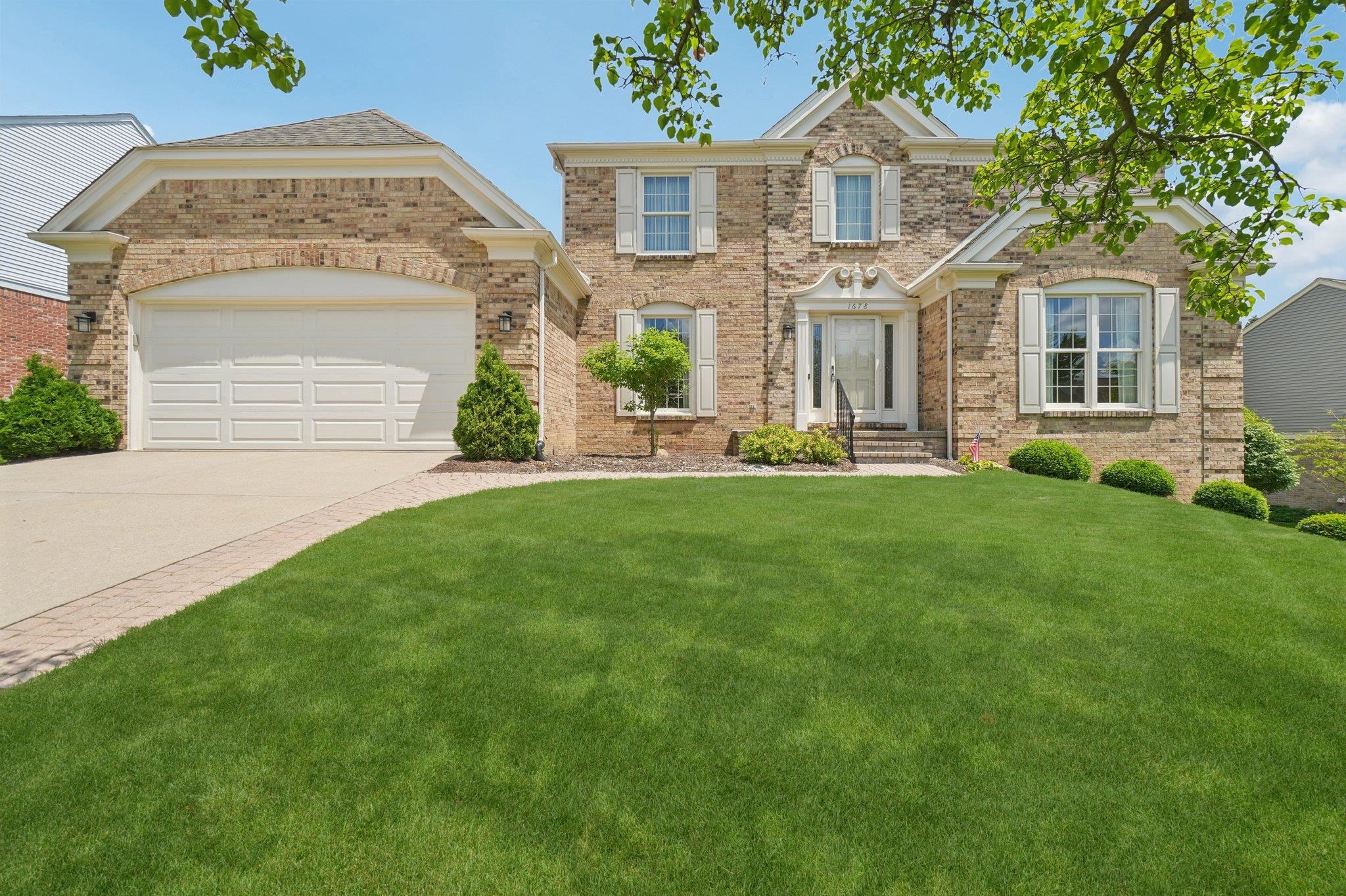 1678 Hillcrest Drive Rochester, MI 48306 - Photo 2 of 50 50213236-60f38944-64dc-4d13-ad4a-0ed993ed3cf5.JPG