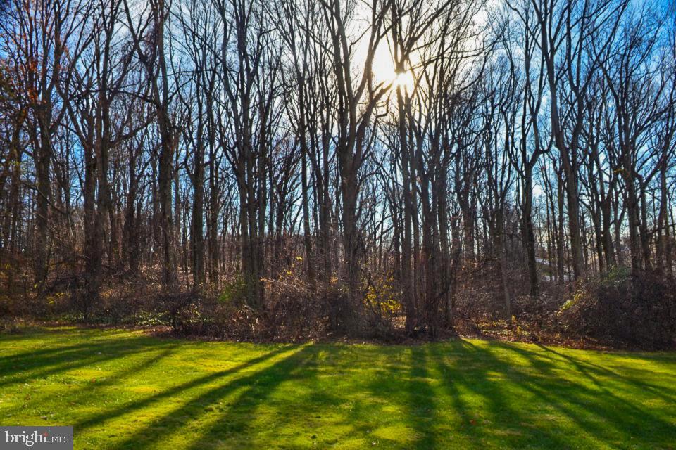 670 Dietz Road York, PA 17402 - Photo 16 of 41 Gallery Image 16
