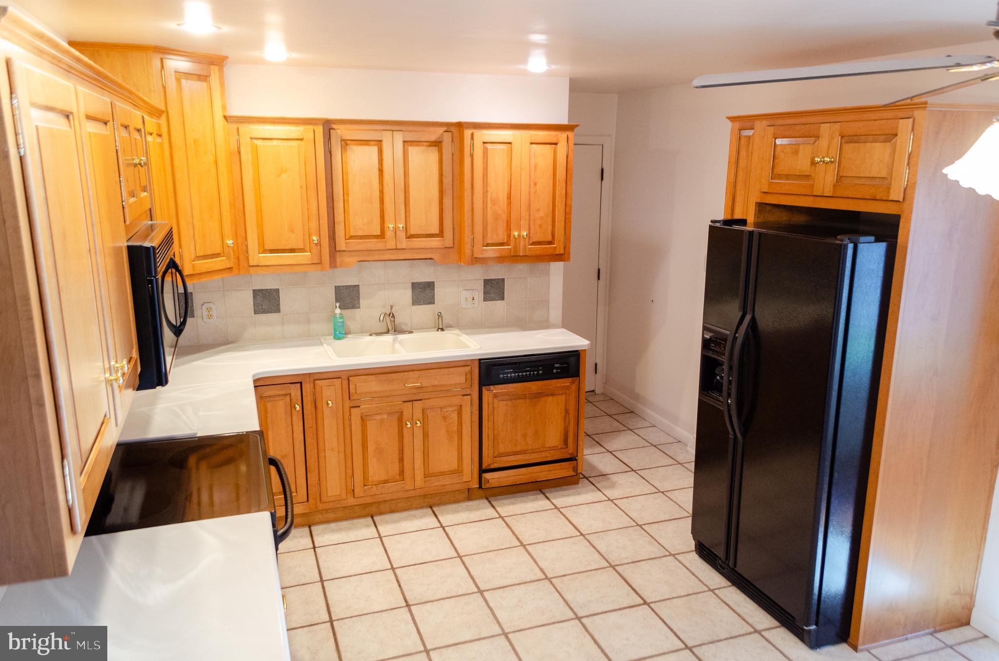 670 Dietz Road York, PA 17402 - Photo 23 of 41 Gallery Image 23