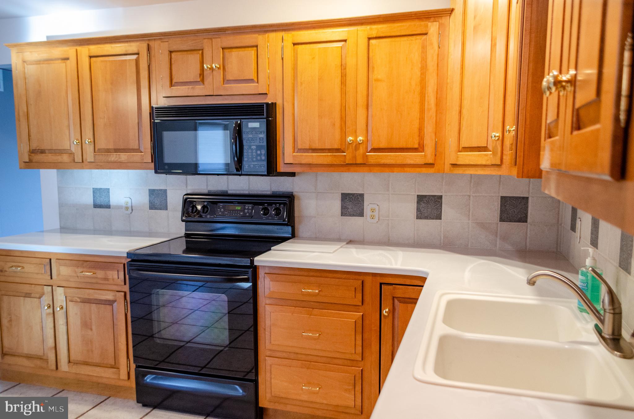 670 Dietz Road York, PA 17402 - Photo 24 of 41 Gallery Image 24