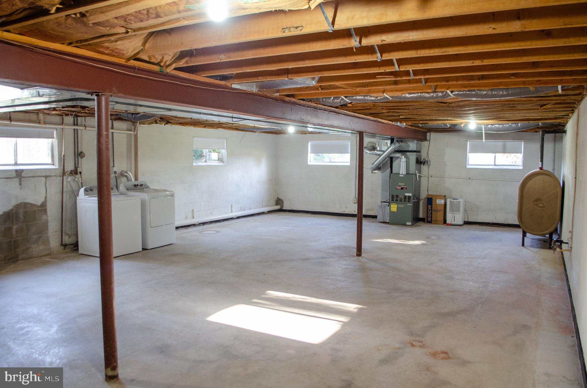 670 Dietz Road York, PA 17402 - Photo 36 of 41 Gallery Image 36