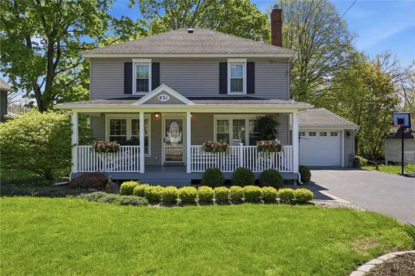 $279,900 | 451 Ridge Road, Webster, NY 14580