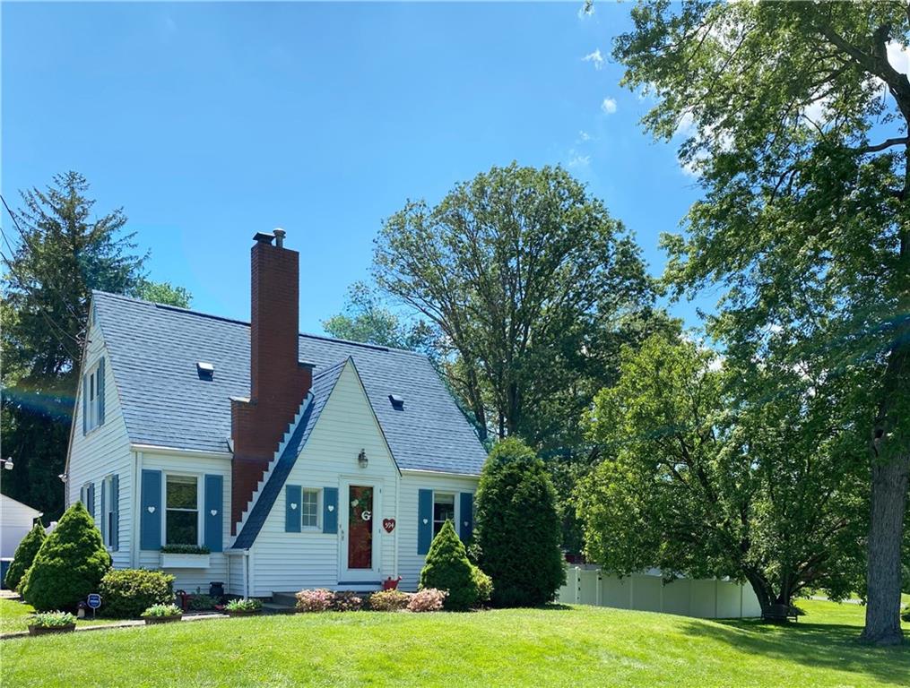 594 Golf Course Road Aliquippa, PA 15001 - Photo 2 of 17 Gallery Image 2