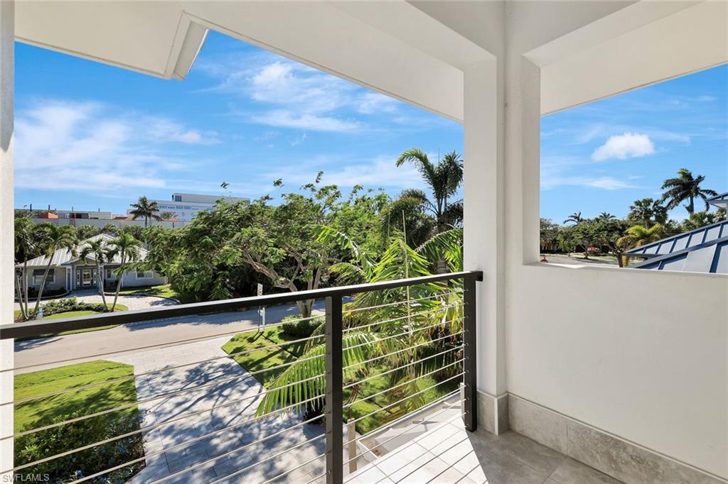 739 5th Avenue North Naples, FL 34102 - Photo 49 of 50