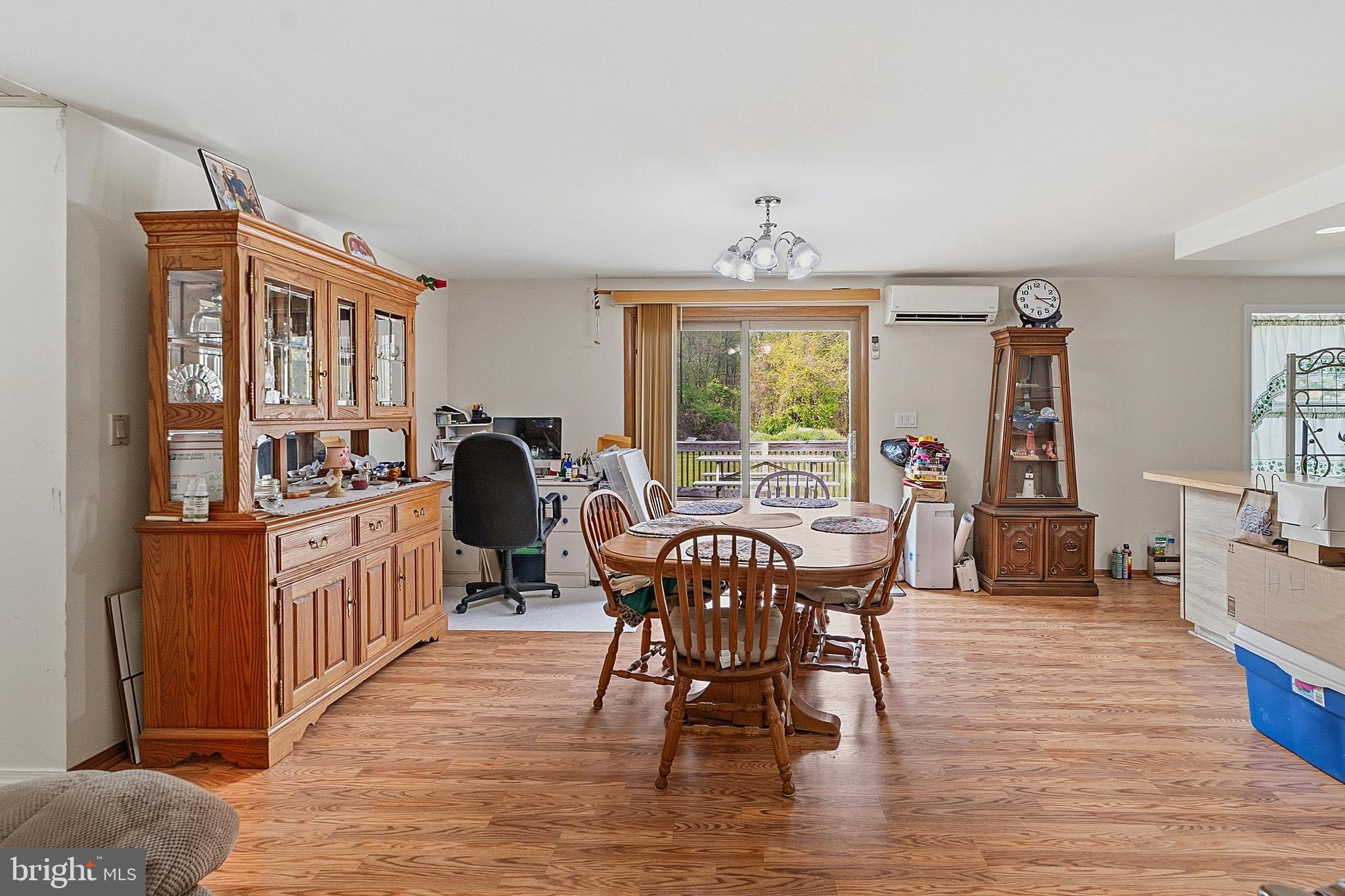 38 North Dupont Road Carneys Point, NJ 08069 - Photo 12 of 29