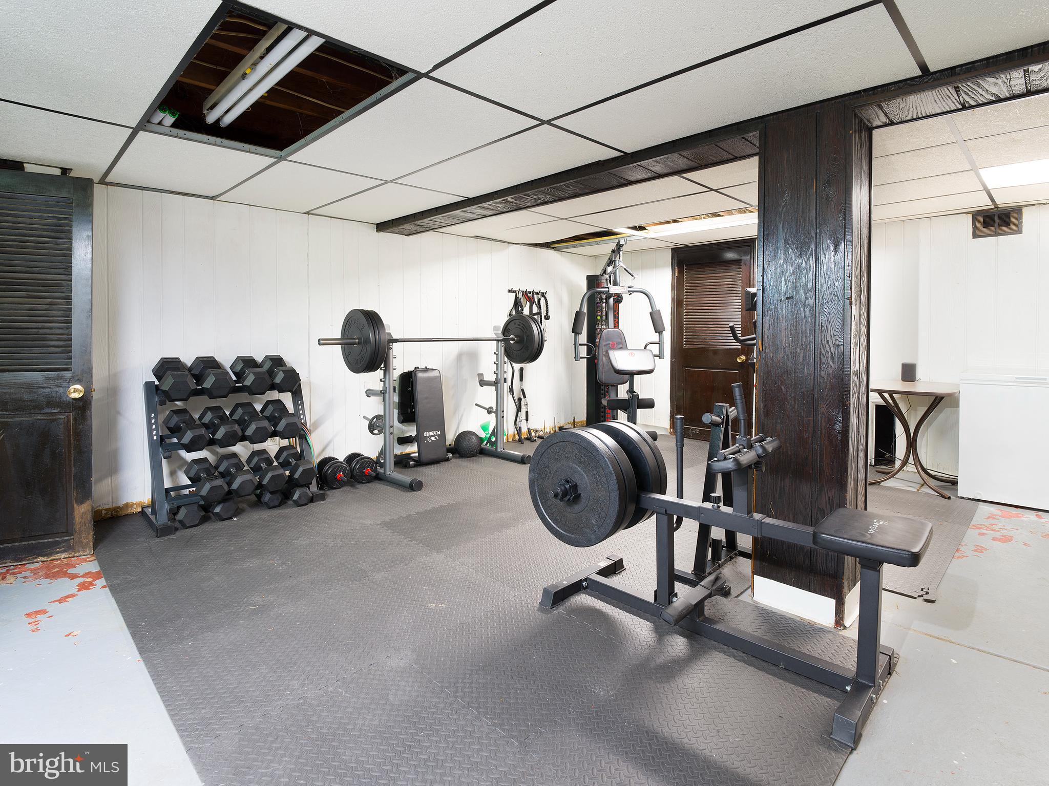 455 Glendale Circle Springfield, PA 19064 - Photo 19 of 24 Partially Finished Basement