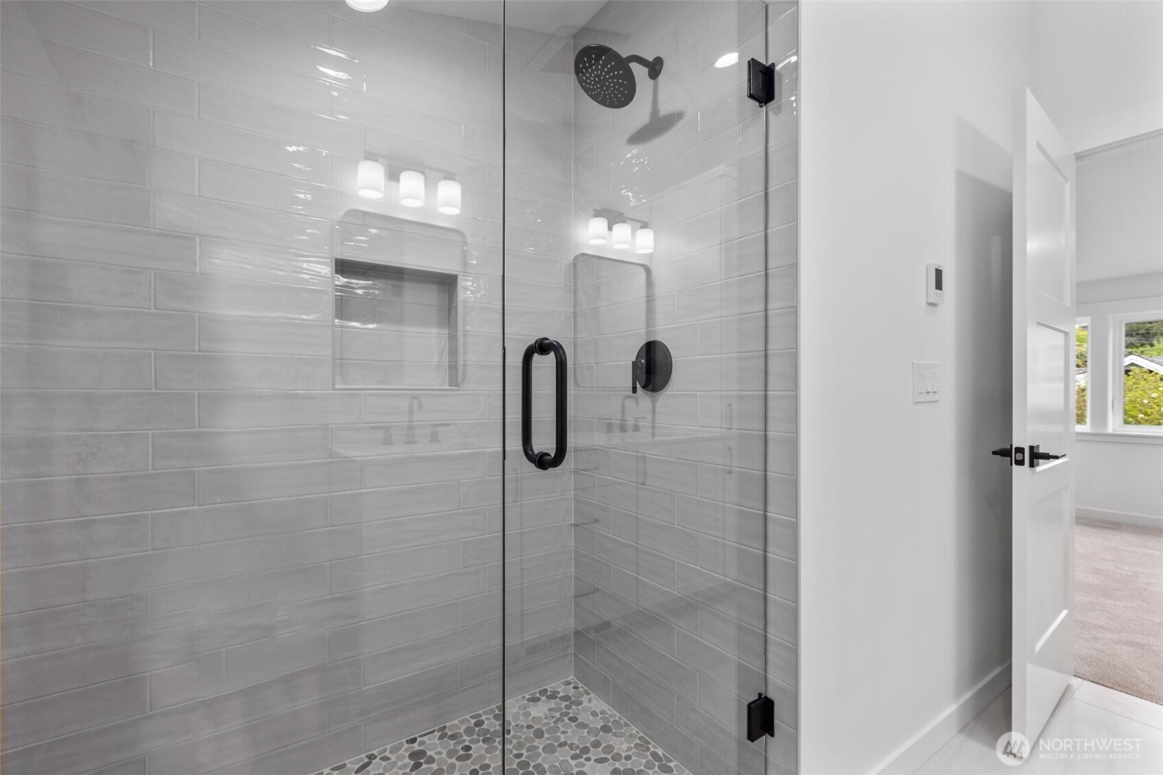 117 Northwest 112th Street Seattle, WA 98177 - Photo 19 of 35