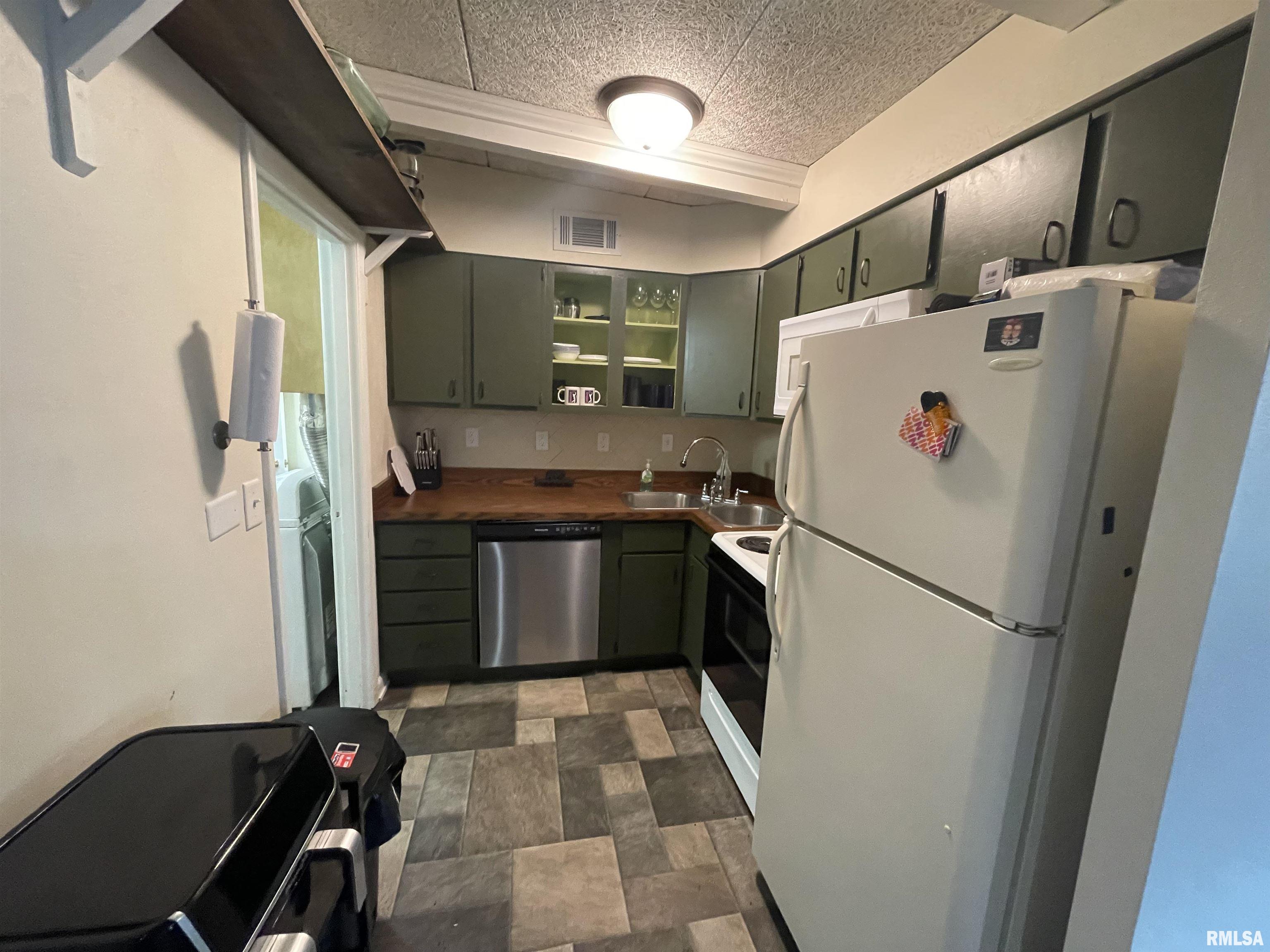 6600 South 6th Street, Unit 209 Springfield, IL 62712 - Photo 5 of 16 Gallery Image 5
