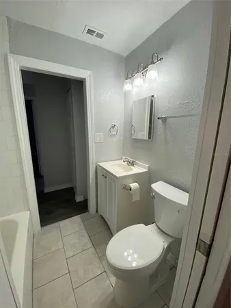 $2,950 | 2525 Imlay Court South, St. Petersburg, FL 33705