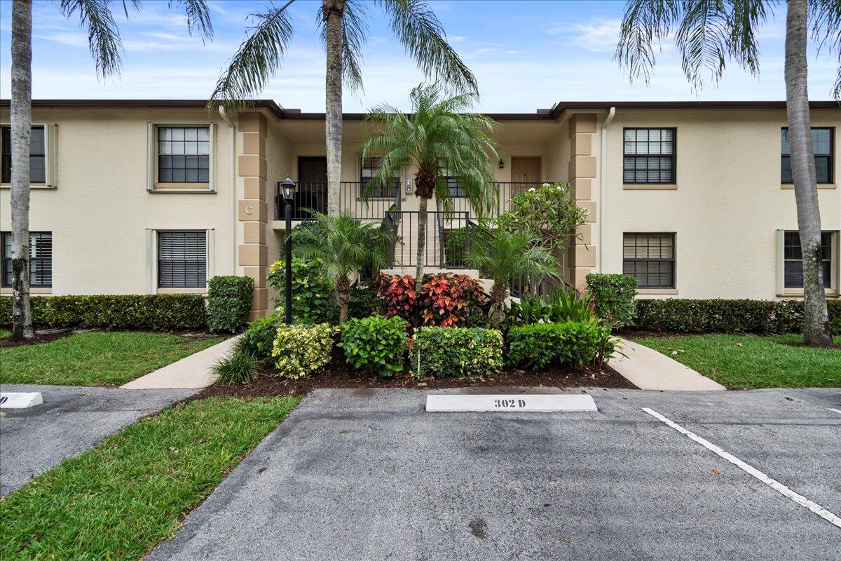 301 Pinecrest Circle, Unit C Jupiter, FL 33458 - Photo 36 of 36 Front View of Building