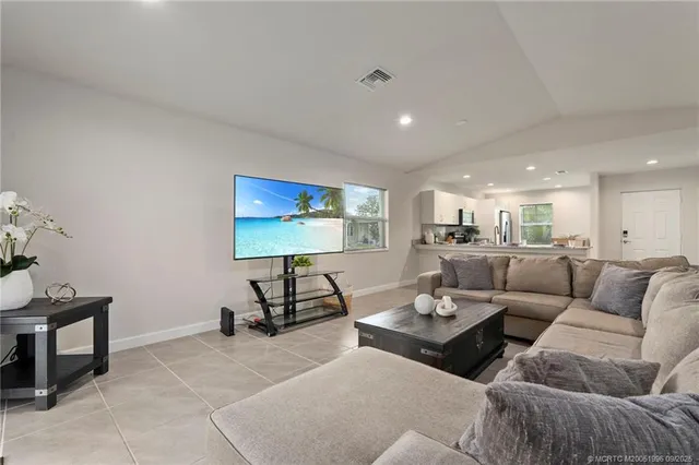 $225,000 | 4 La Paloma Lane, Port St. Lucie, FL 34984