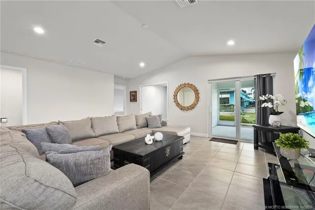 $225,000 | 4 La Paloma Lane, Port St. Lucie, FL 34984